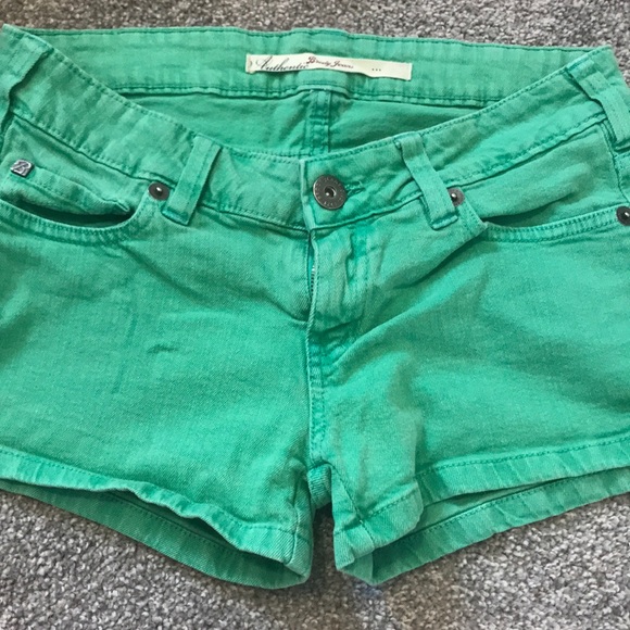 Jean shorts - Picture 2 of 2